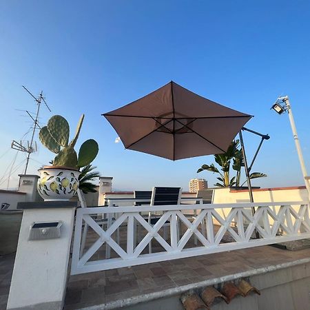 Appartamento La Terrazza Sul Cielo Aeroporto di Catania Fontana Rossa Esterno foto